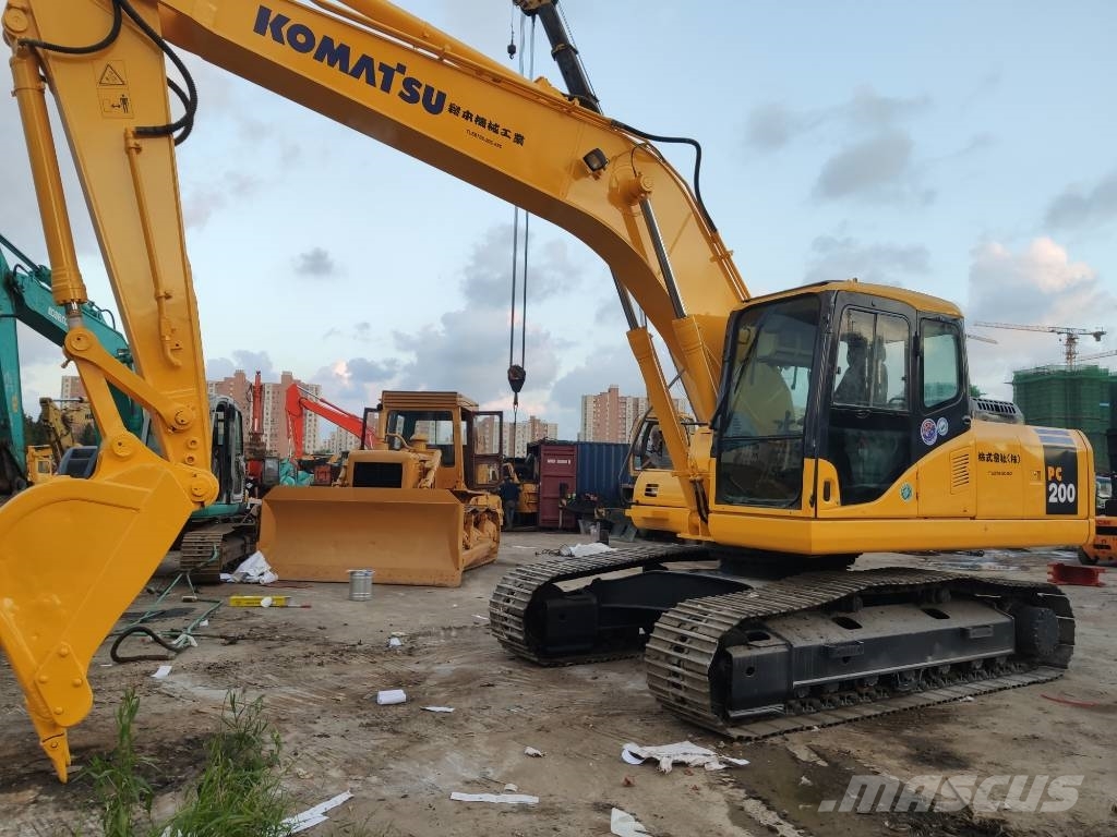 Komatsu PC 200-7 Midigraafmachines 7t - 12t