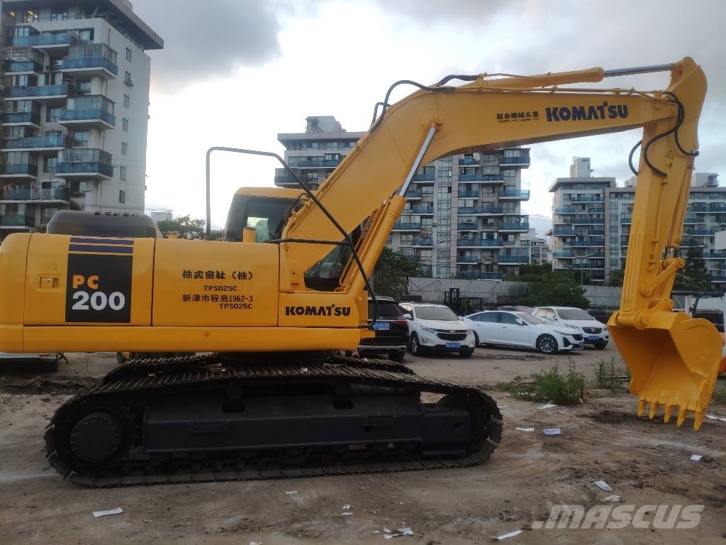 Komatsu PC 200-7 Midigraafmachines 7t - 12t