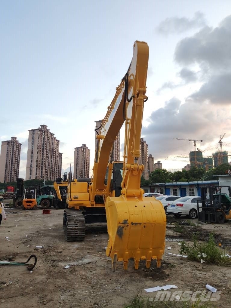 Komatsu PC 200-7 Midigraafmachines 7t - 12t