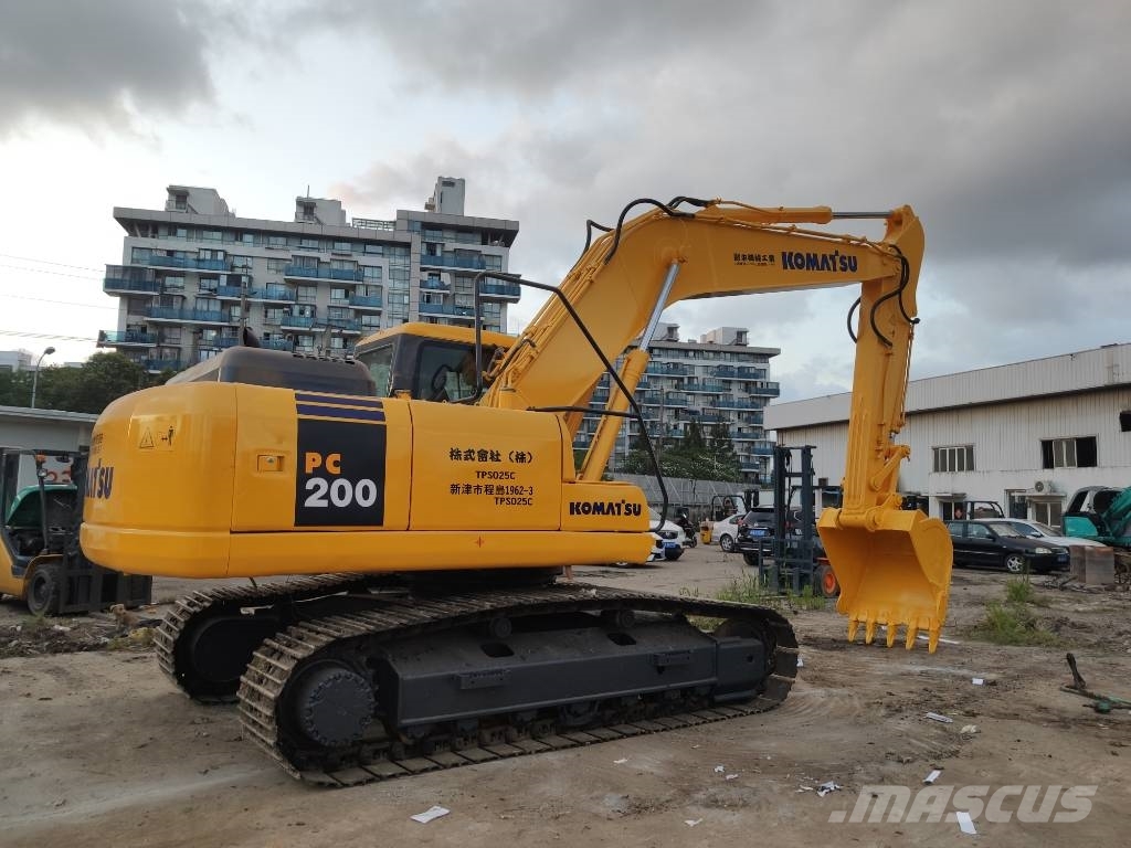 Komatsu PC 200-7 Midigraafmachines 7t - 12t
