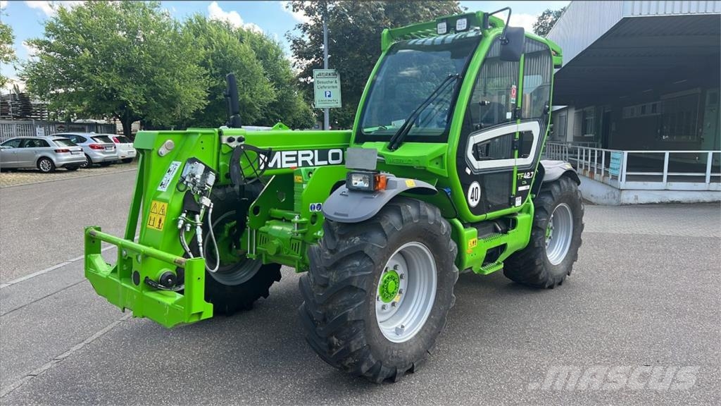 Merlo TF 42.7 CS-136 Teleskopik yükleyiciler