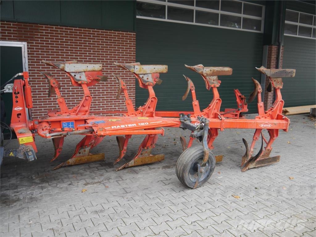 Kuhn Master 120 Obračalni plugi