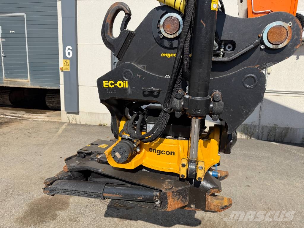 Develon DX 225 LC-7 Excavadoras sobre orugas