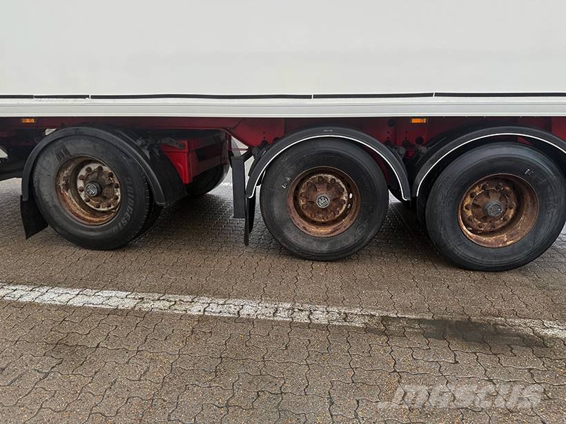 Kel-Berg City- refrigerated trailer / City- kühlauflieger 控溫式半拖車