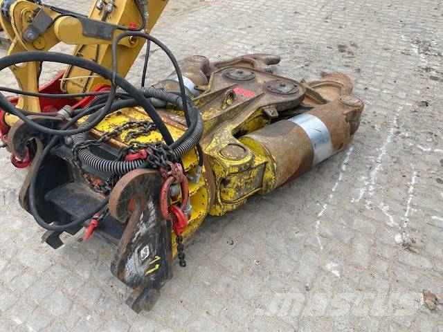 Epiroc CB 2500 Zange CW 40 (12005838) مقصات هيدروليكية