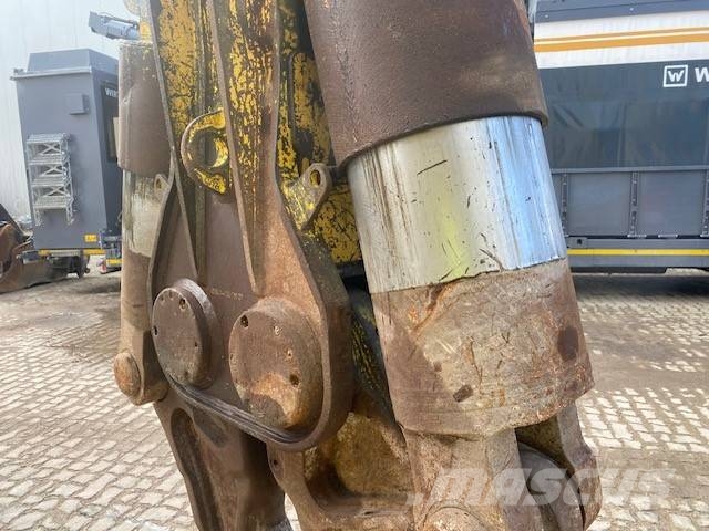 Epiroc CB 2500 Zange CW 40 (12005838) مقصات هيدروليكية