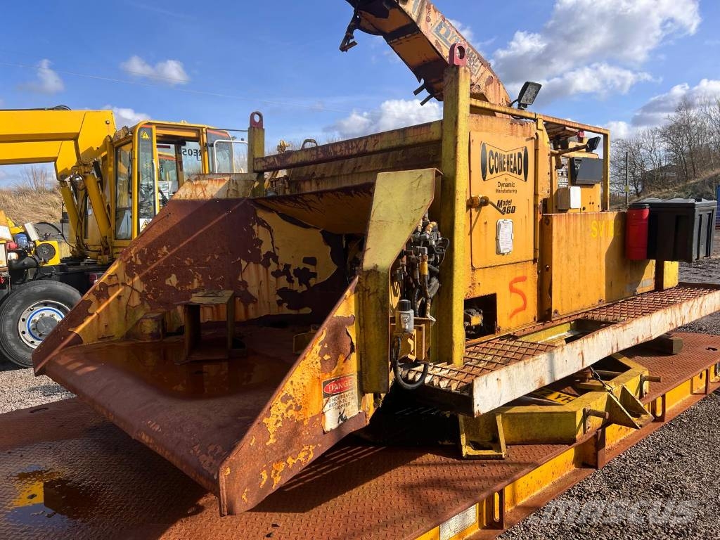 Conehead Chipper Perkins Engine with Road Rail Tra Holzhäcksler