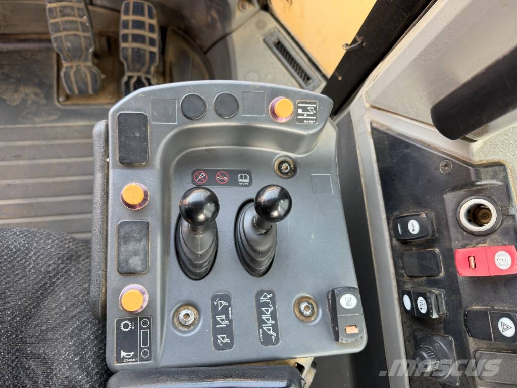 CAT 972M - German Machine / TOP Condition! Kolesni nakladalci