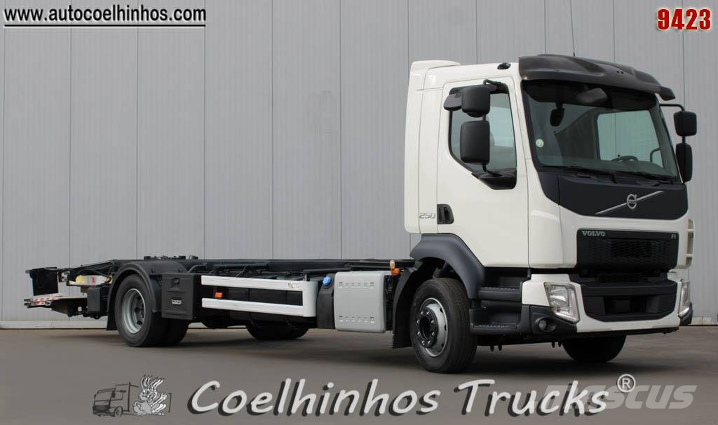 Volvo FL 250 Camiones con chasís y cabina