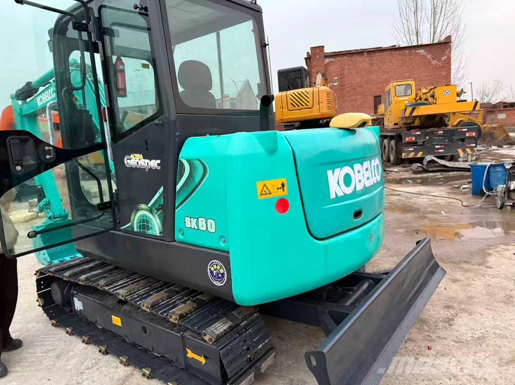 Kobelco SK 60 Excavadoras sobre orugas