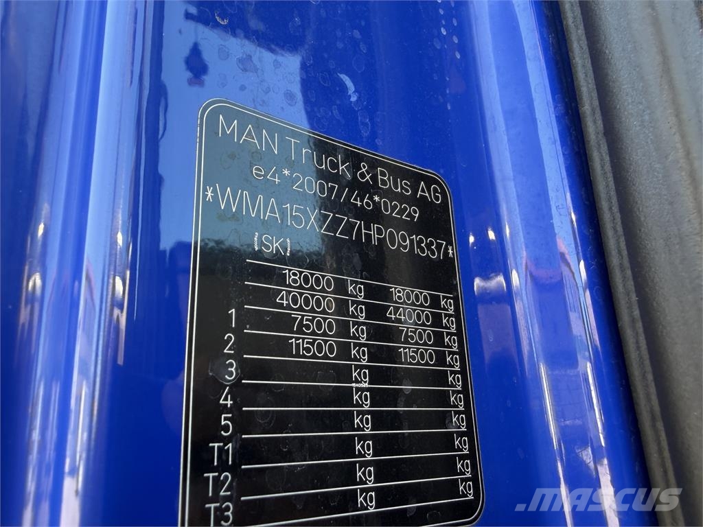 MAN TGX VIN 337 Camión con caja abierta