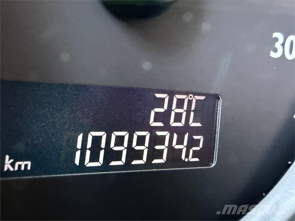 MAN TGX VIN 337 Camión con caja abierta
