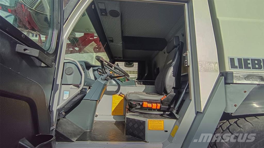 Liebherr LTM 1130-5.1 2007   Mobile cranes رافعات أخرى