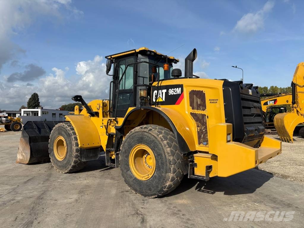 CAT 962 M Rataslaadurid