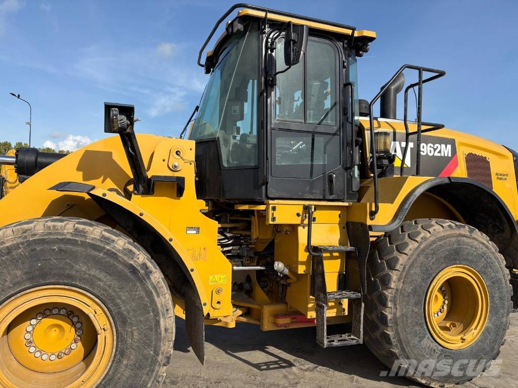 CAT 962 M Rataslaadurid