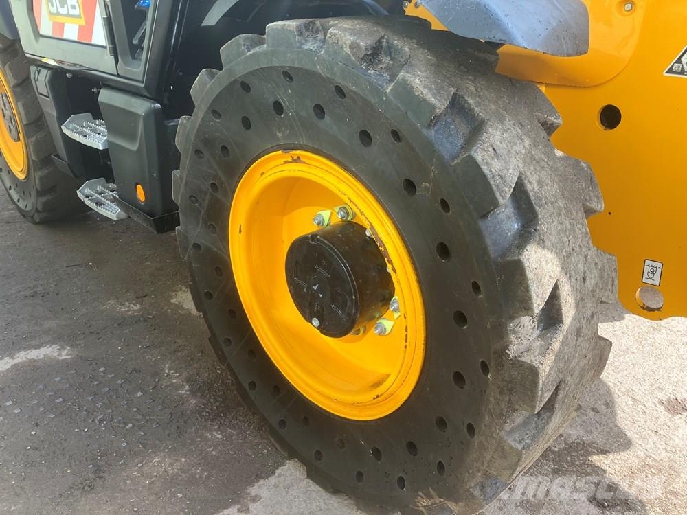 JCB 560-80 Wastemaster Telescopic handlers