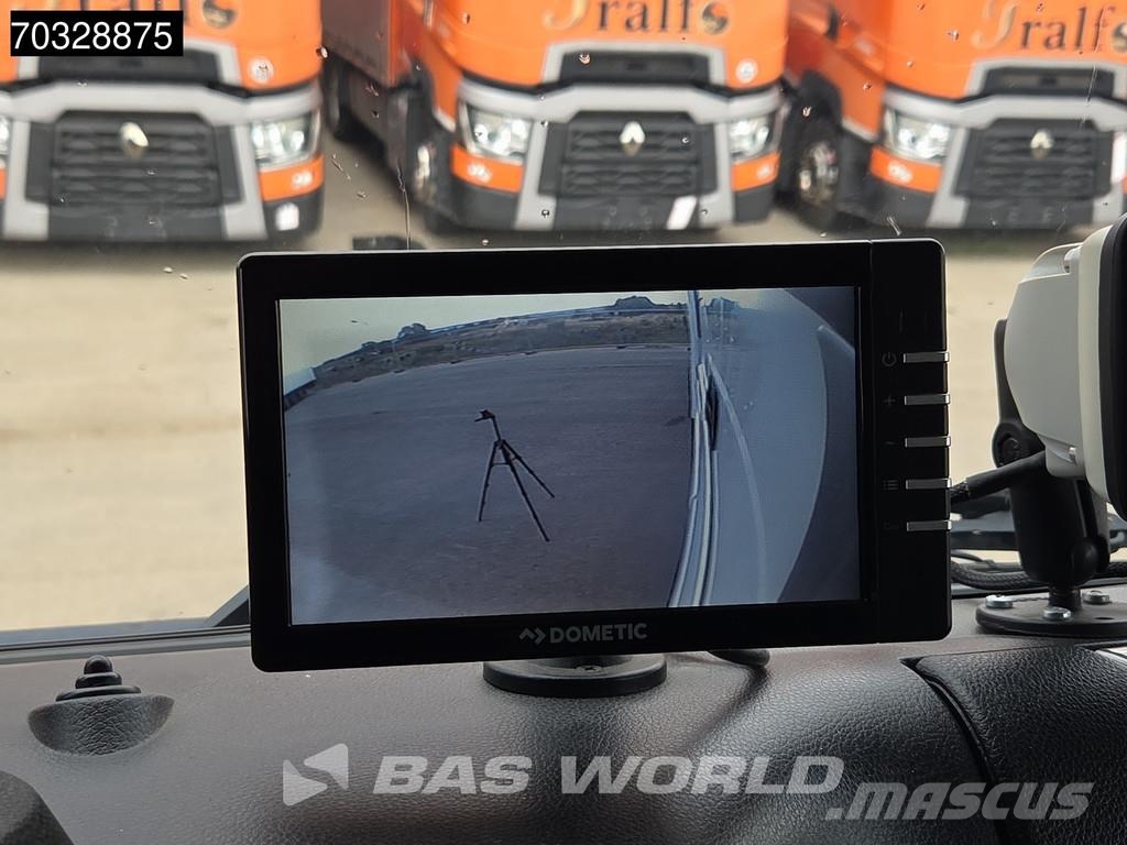 Iveco Stralis 420 4X2 18t Driving School Manual Gearbox Camiones caja cerrada