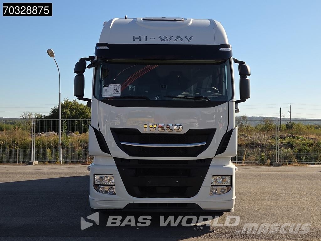 Iveco Stralis 420 4X2 18t Driving School Manual Gearbox Kofferaufbau