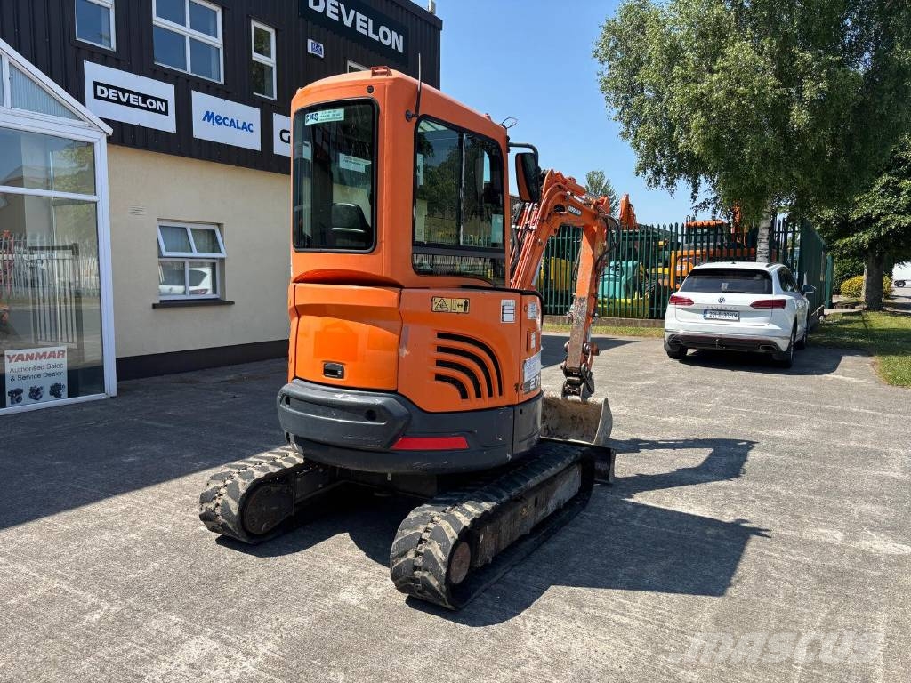 Doosan DX 27 Z Mini bagri <7t