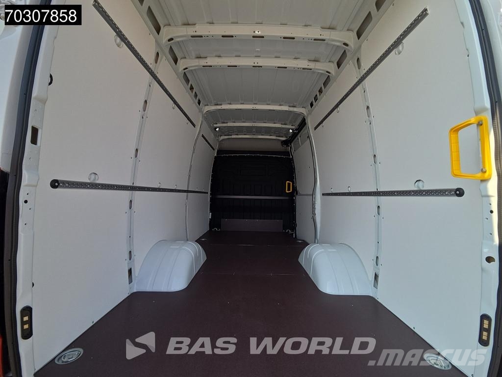 Iveco Daily 35C21 Neu! 3.0L Automatik L2H2 Doppelbereifu شاحنة مقفلة