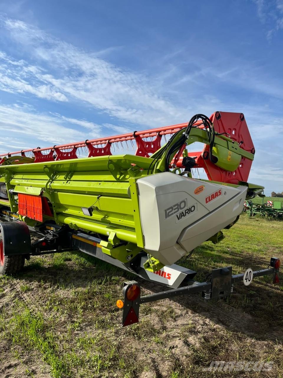 CLAAS Lexion 8700 TT Combine harvesters