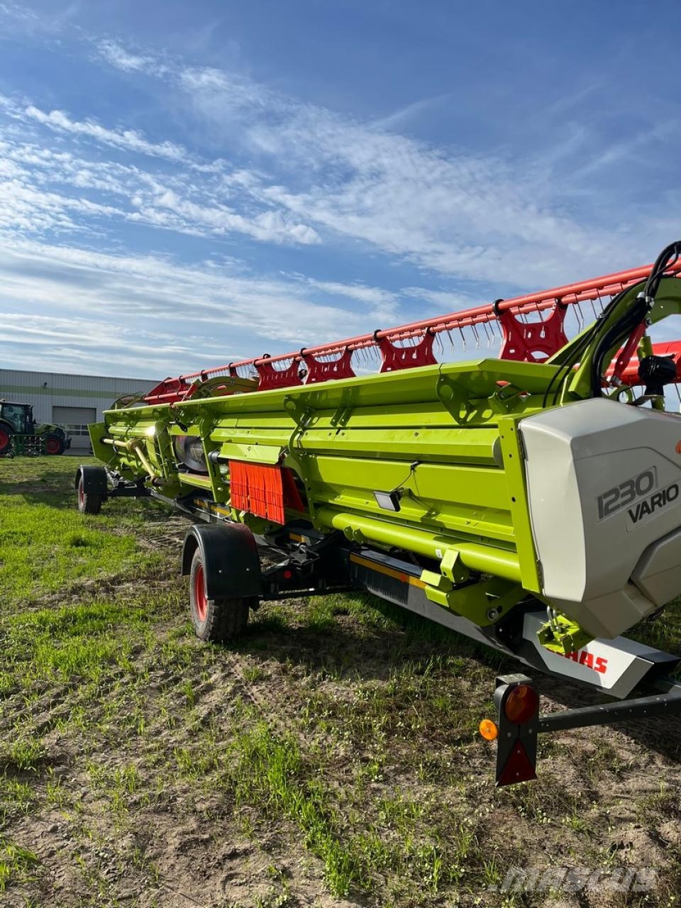CLAAS Lexion 8700 TT Combine harvesters