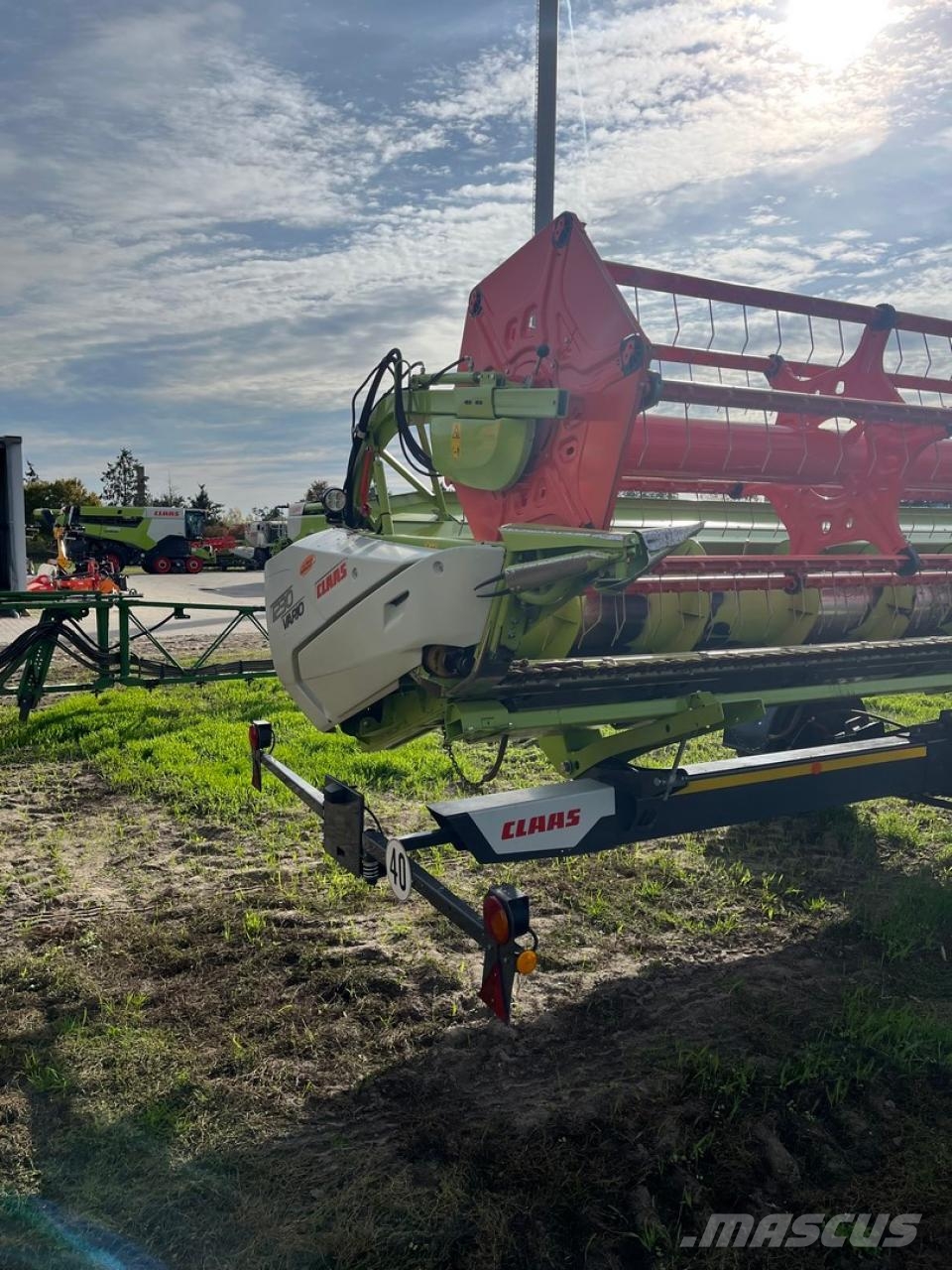 CLAAS Lexion 8700 TT Combine harvesters