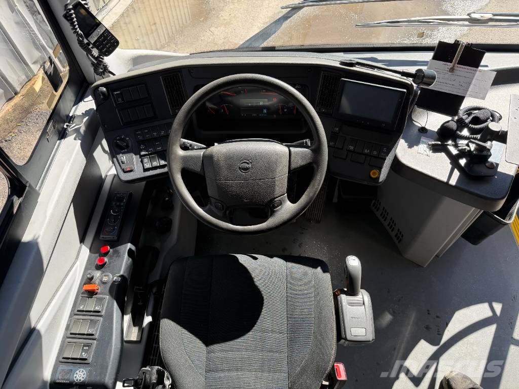 Volvo 8900. 13m. 5 Units! Meziměstské autobusy