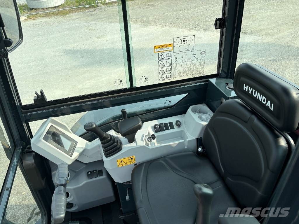 Hyundai HX 25 AZ 소형 굴삭기 7톤 미만