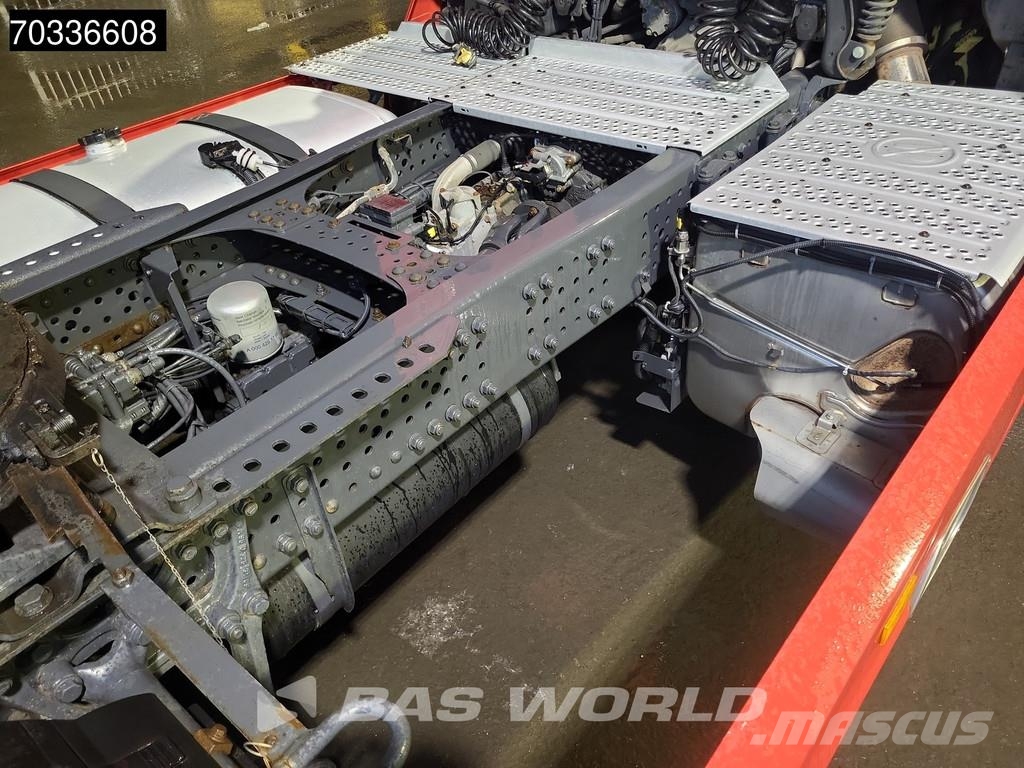 Mercedes-Benz Actros 1840 4X2 StreamSpace Retarder وحدات الجر