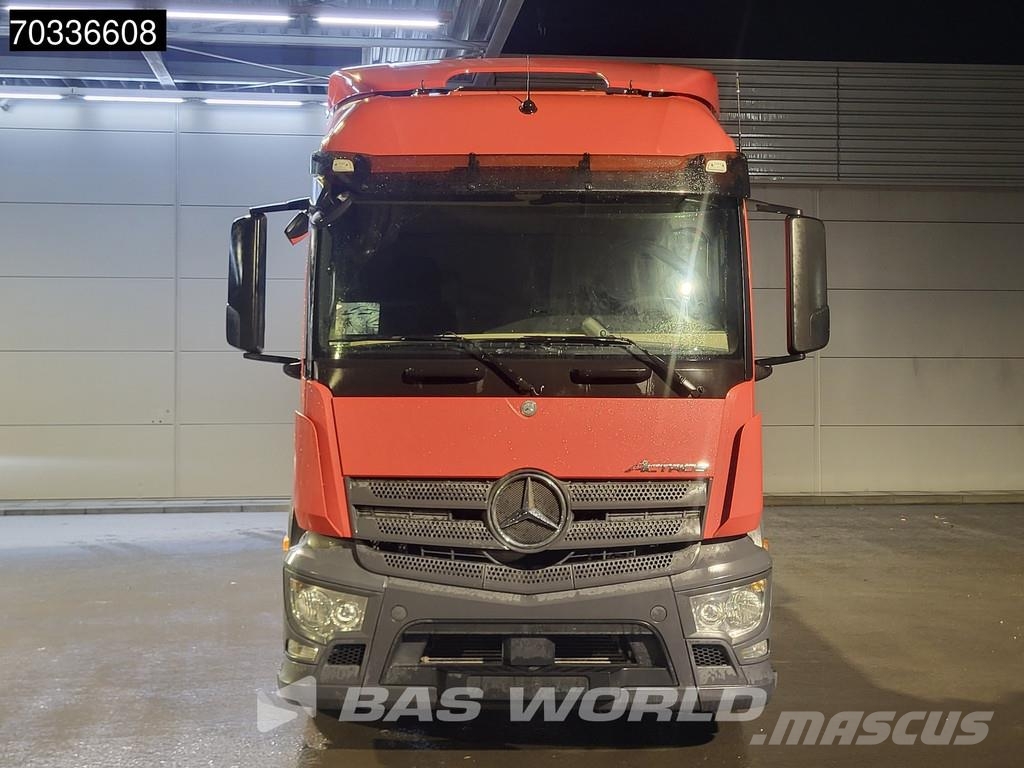 Mercedes-Benz Actros 1840 4X2 StreamSpace Retarder وحدات الجر