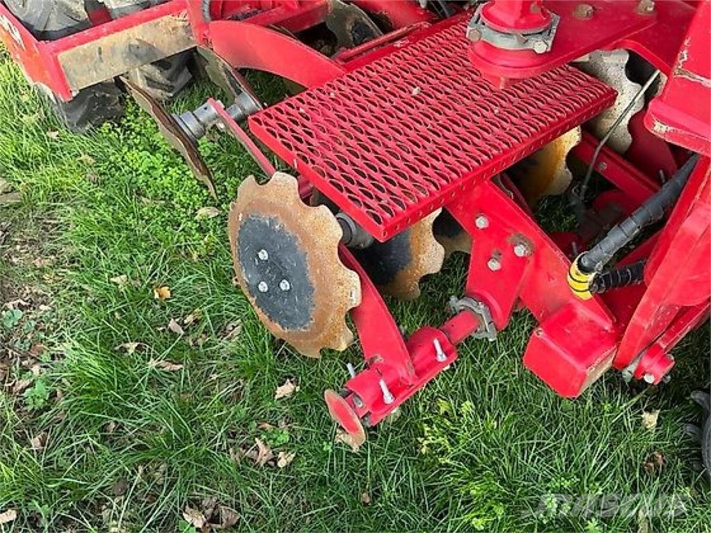 Horsch Pronto 8DC 組合鑽