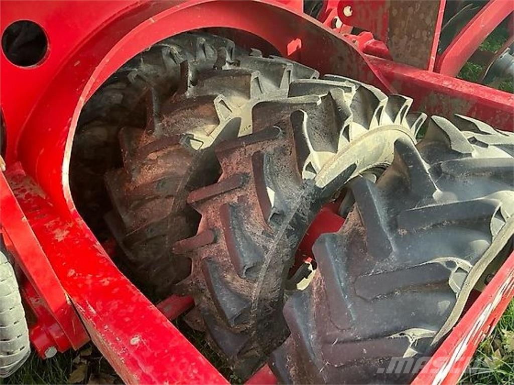 Horsch Pronto 8DC 組合鑽