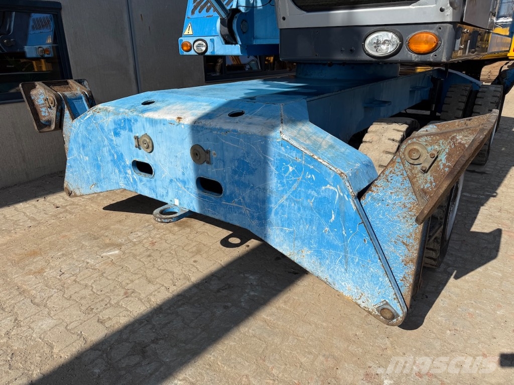 Fuchs MHL 350 D Materialumschlag