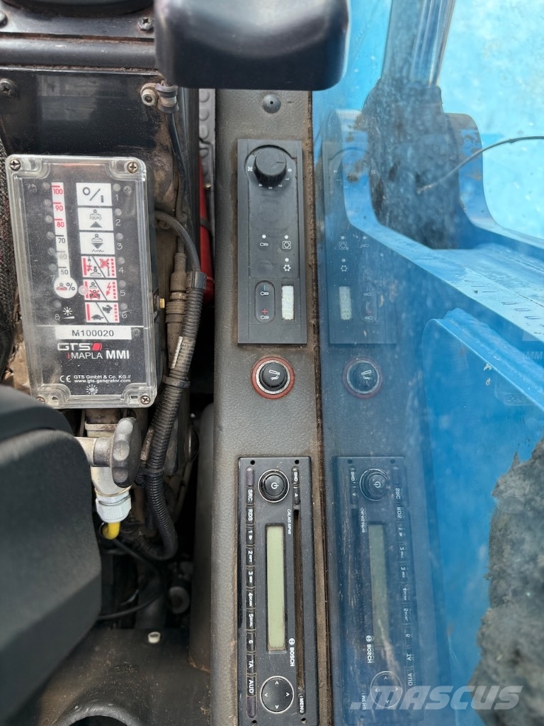 Fuchs MHL 350 D Materialumschlag