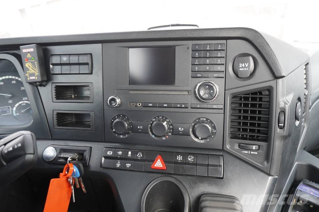 Mercedes-Benz Arocs 2633 flatbed truck / Crane FASSI F155A.0.23 Camiones grúa