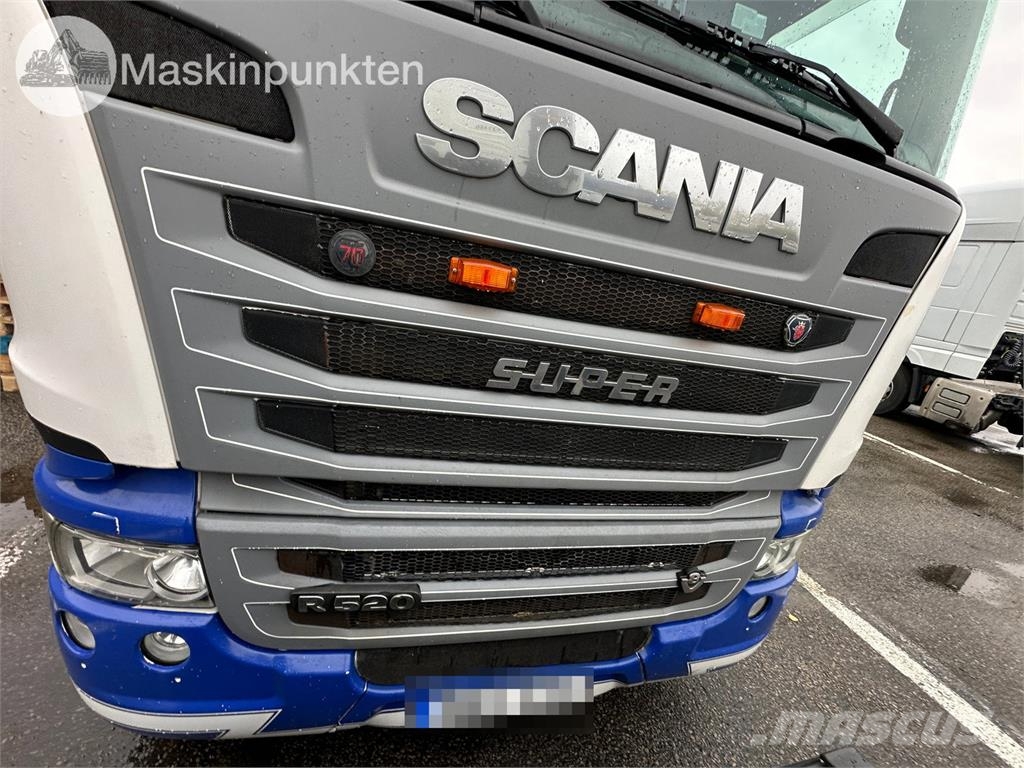 Scania R520LA6X2HNB 牵引车