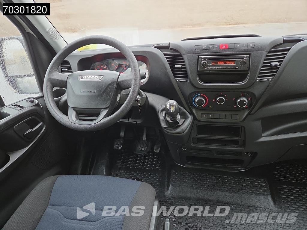 Iveco Daily 35S12 L2H2 - Capacidad de remolque de 3,5 to Lieferwagen