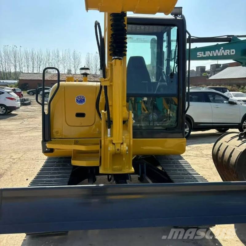 Komatsu PC 56 小型挖掘机