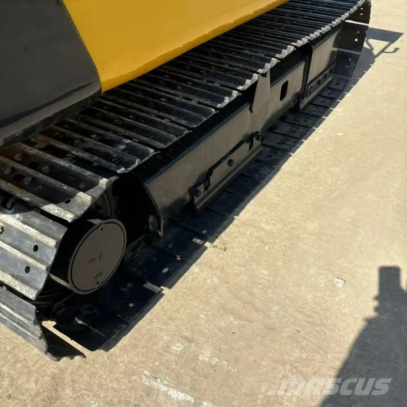 Komatsu PC 56 小型挖掘机