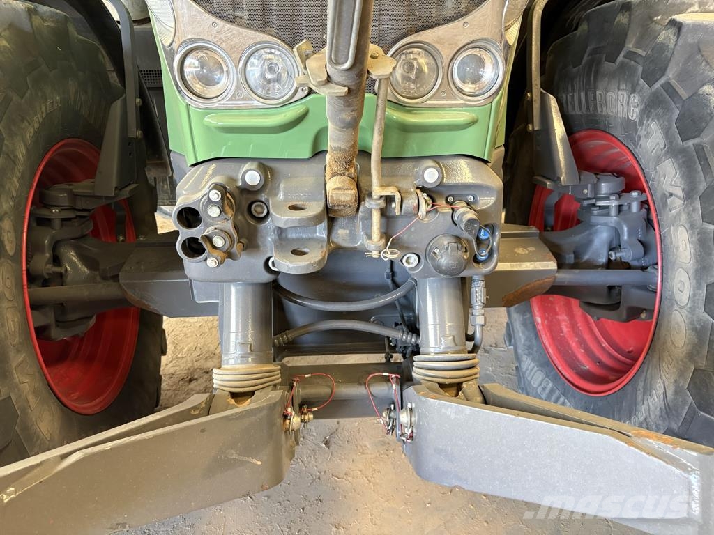 Fendt 828 الجرارات