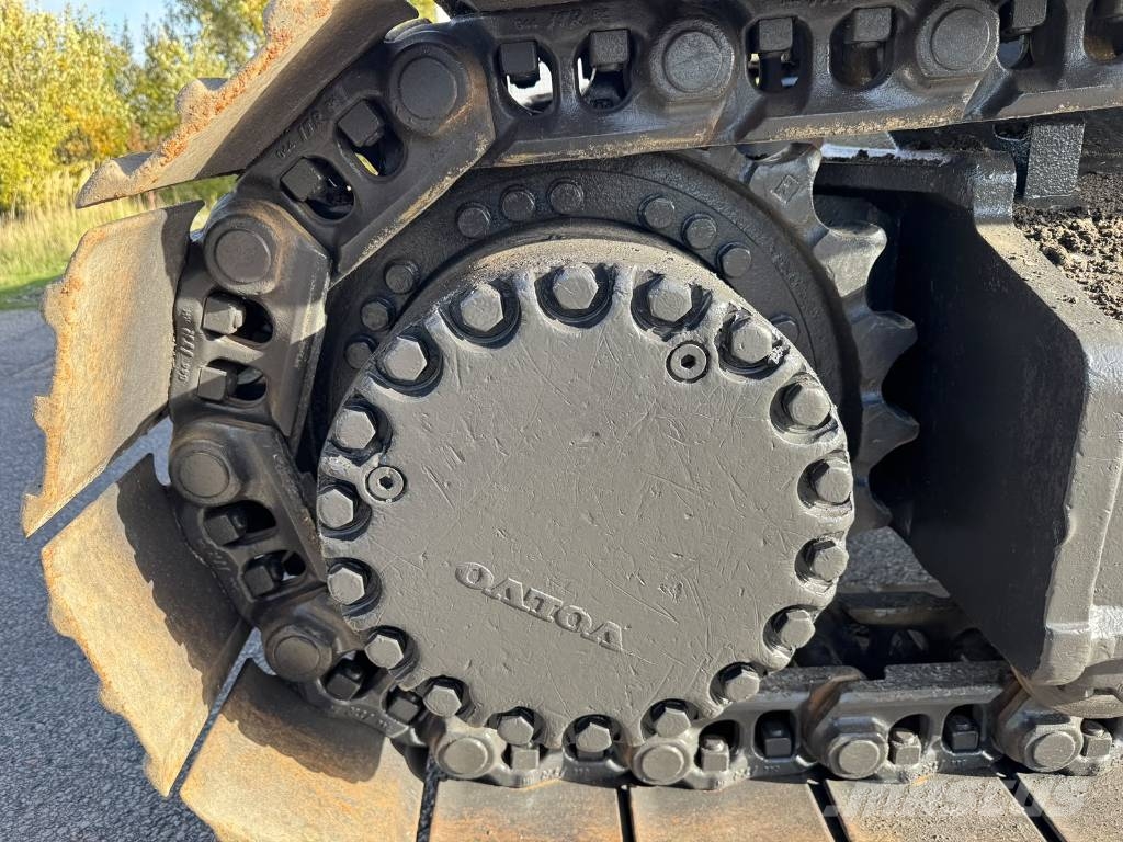Volvo ECR 305 C L Roomikekskavaatorid