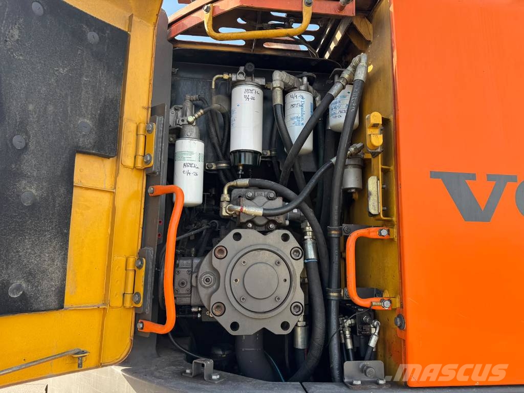 Volvo ECR 305 C L Roomikekskavaatorid