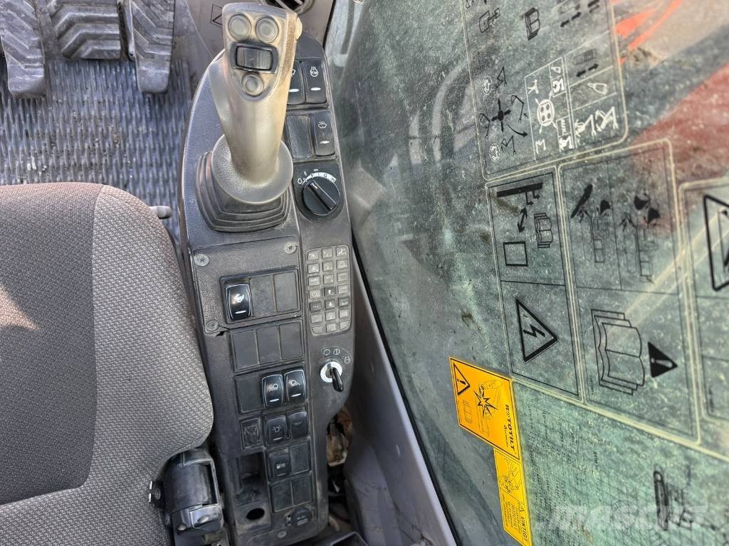 Volvo ECR 305 C L Roomikekskavaatorid