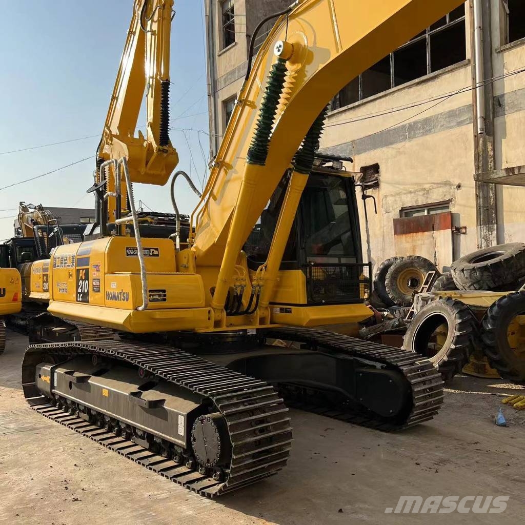 Komatsu PC 210 LC-8 Gravemaskiner på larvebånd