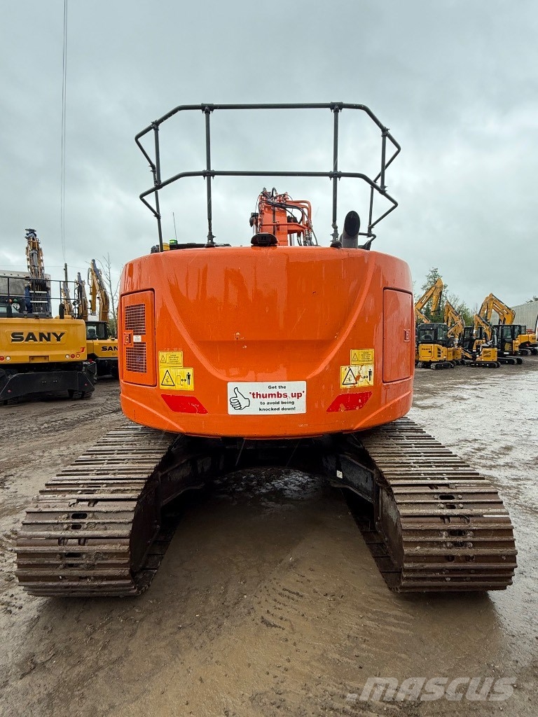 Hitachi ZX 225 US LC-6 Crawler excavators