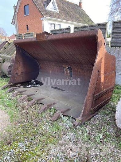 Komatsu WA500 3 buckets availaible - Lopaty