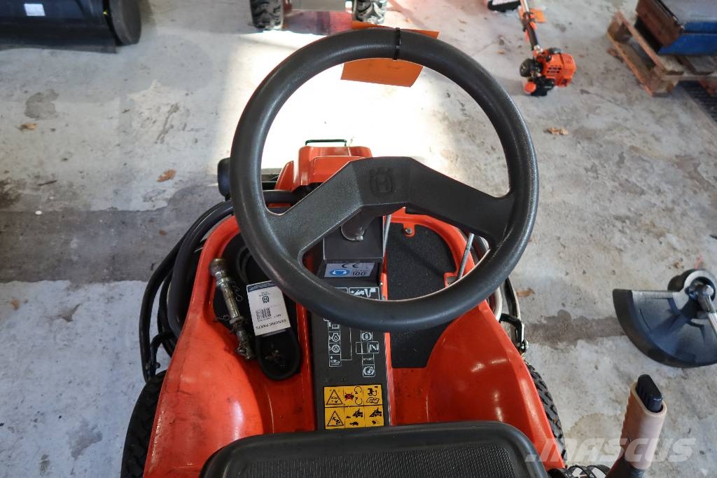 Husqvarna RIDER 13 ركوب الحشائش