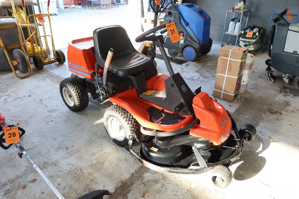 Husqvarna RIDER 13 ركوب الحشائش