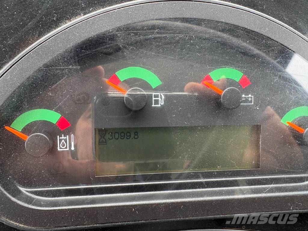 CAT 908 Cargadoras sobre ruedas
